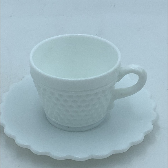 Four White Hobnail Cups and Saucers - Picture 8 of 11